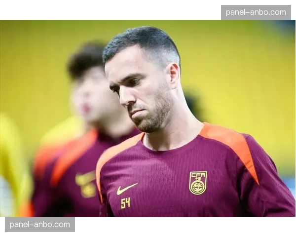 德甲联盟宣布，2026-27赛季起将试行第四次换人名额（脑震荡替补）。